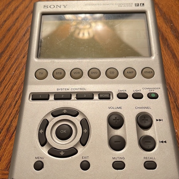 Sony integrated remote commander - Picture 3 of 3